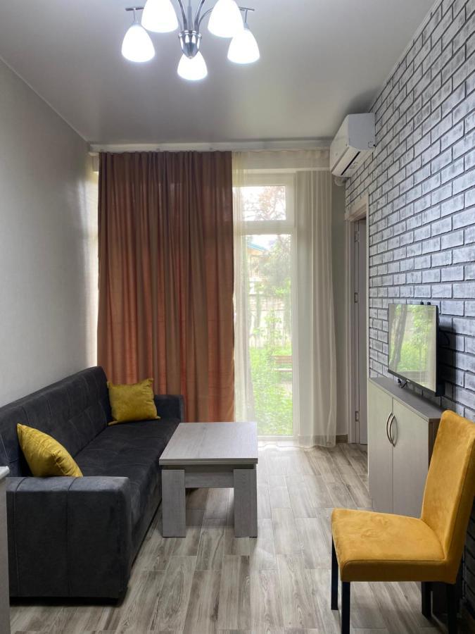 Lovely And Cozy Apartament In Tbilisi Ngoại thất bức ảnh